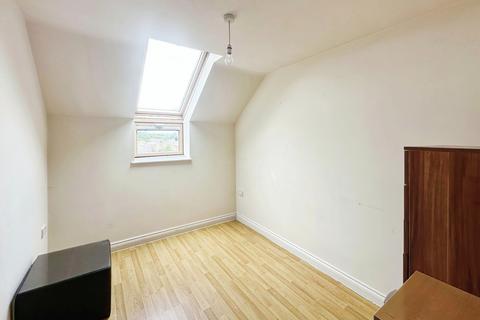 2 bedroom flat to rent, Little Moss Lane, Clifton, Swinton, Manchester, M27