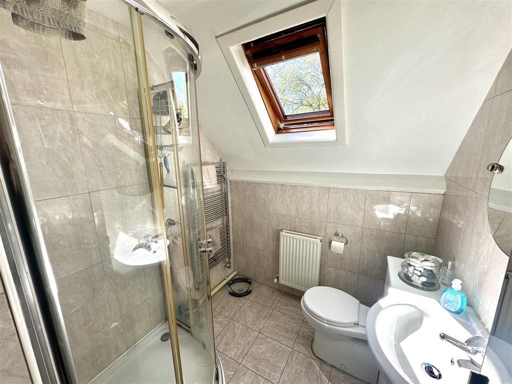 Ensuite shower room