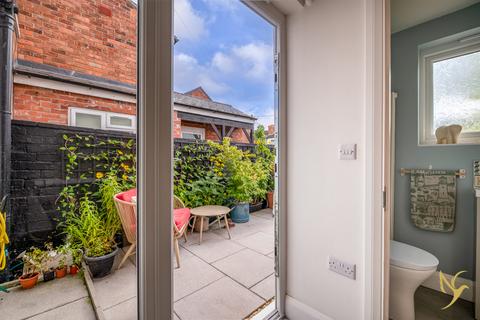 39 Flag Meadow Walk, Worcester, WR1 1QG