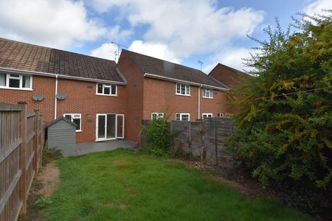 2 bedroom terraced house to rent, Elmhurst Court, Guildford GU1