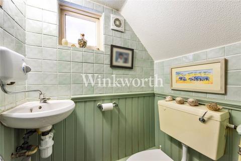 45 Selborne Road, London, N14 7DD