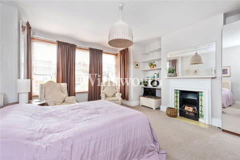 45 Selborne Road, London, N14 7DD