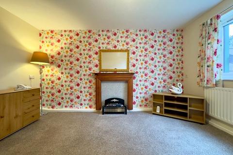 2 bedroom ground floor flat for sale, St. James Court, Birstall, LE4