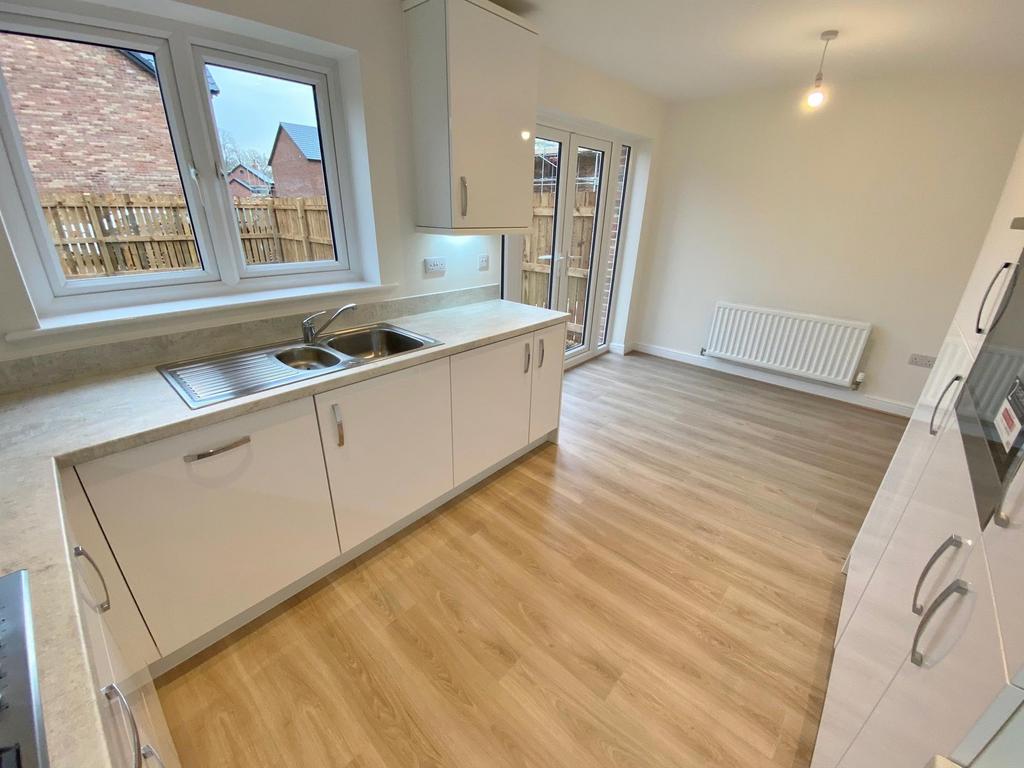 Kitchen 1