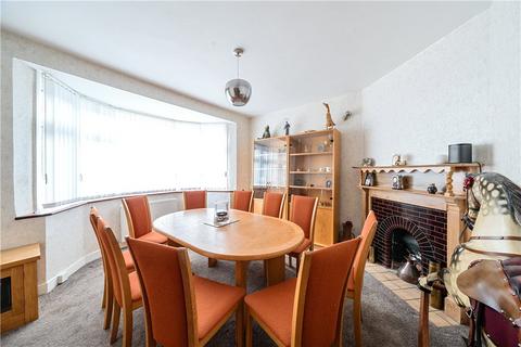 3 bedroom terraced house for sale, Larkshall Road, London