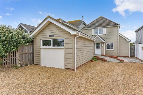 3 bedroom detached house for sale, West Bracklesham Drive, Bracklesham Bay