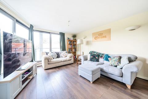 2 bedroom apartment for sale, Sumner Road, London