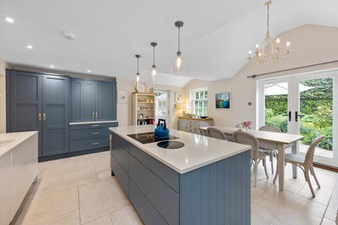 3 bedroom detached house for sale, Northfield Farm Mews, Cobham, Surrey, KT11