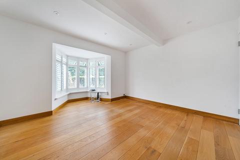 29 Southdene, Halstead, Sevenoaks, TN14 7HB