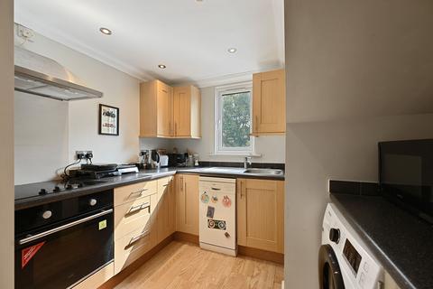 45b Station Way, Cheam, Sutton, SM3 8SD