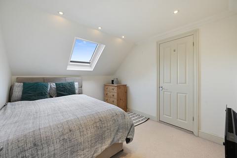 45b Station Way, Cheam, Sutton, SM3 8SD