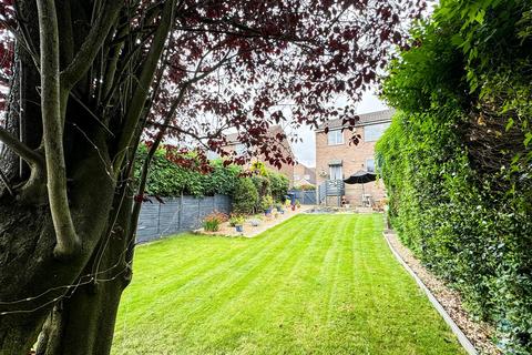 26 Grenfolds Road, Grenoside, Sheffield, S35 8NU