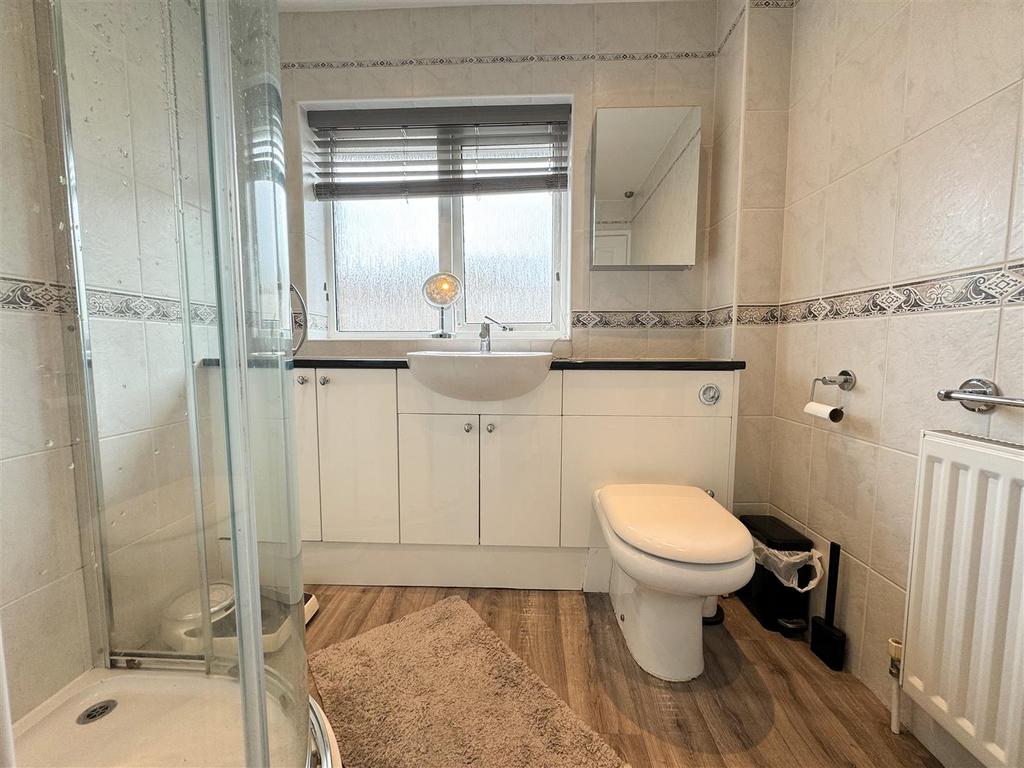 Family shower room