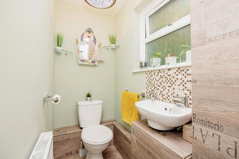 25 Chapel Field, St Austell, PL25 3EN