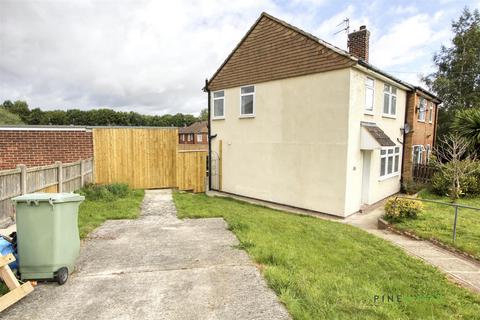 3 bedroom semi-detached house for sale, Masefield Avenue, Chesterfield S42