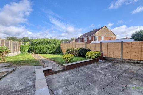 3 bedroom semi-detached house for sale, Masefield Avenue, Chesterfield S42