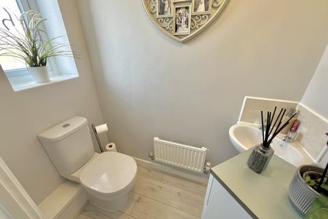 44 Bellona Drive, Peterborough, PE2 8FU