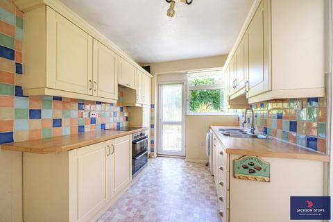 2 bedroom bungalow for sale, The Orchard, Flore, Northampton, Northamptonshire, NN7