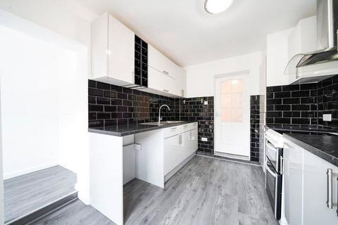 3 bedroom terraced house for sale, Canonbury Road, Enfield EN1