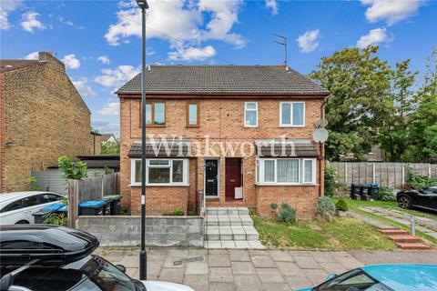 1 bedroom apartment for sale, Moffat Road, London, N13