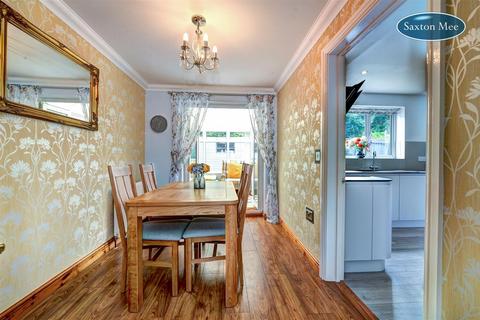 3 bedroom detached house for sale, Belmont Drive, Stocksbridge, Sheffield