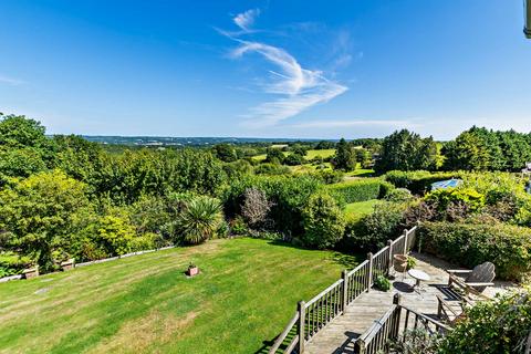 4 bedroom detached house for sale, Vicarage Road, Burwash Common, Etchingham, East Sussex