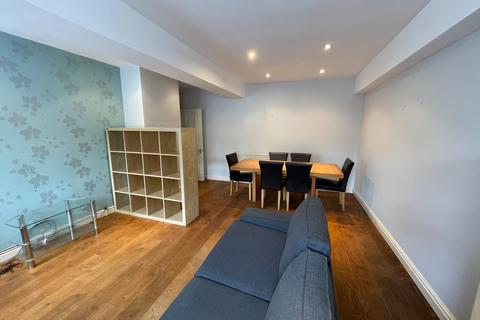2 bedroom apartment to rent, Woodcote Fold, Oakworth BD22