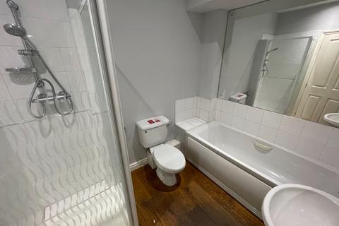 2 bedroom apartment to rent, Woodcote Fold, Oakworth BD22