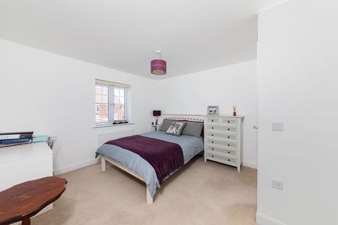 38 Blackthorn Road, Didcot, OX11 6AY