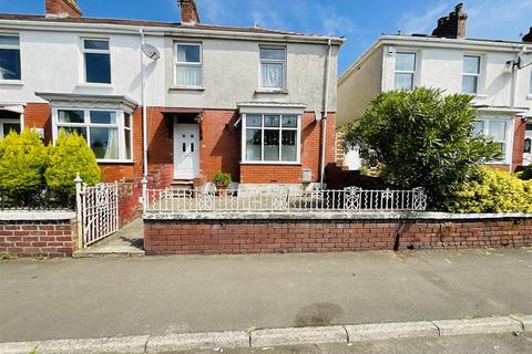 3 bedroom terraced house for sale, Langland Road, Llanelli