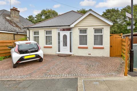 2 bedroom chalet for sale, Shide Path, Newport, Isle of Wight