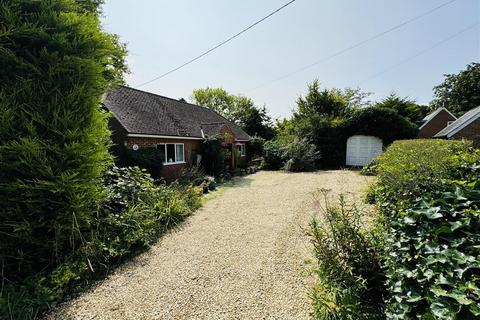 2 bedroom detached house for sale, Oare, Marlborough