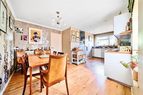 3 bedroom detached house for sale, Astley Close, Pewsey