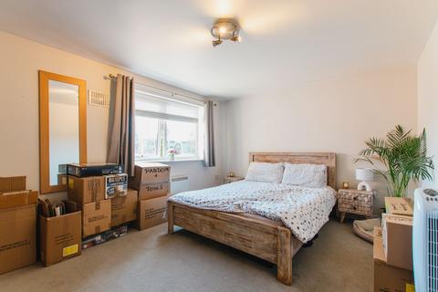 2 bedroom flat for sale, Marshall Road, Banbury, OX16