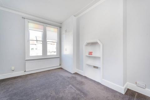 2 bedroom flat for sale, Percy Road, Shepherd's Bush, London, W12