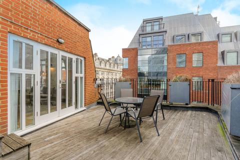 2 bedroom flat to rent, Aldburgh Mews, Marylebone, London, W1U