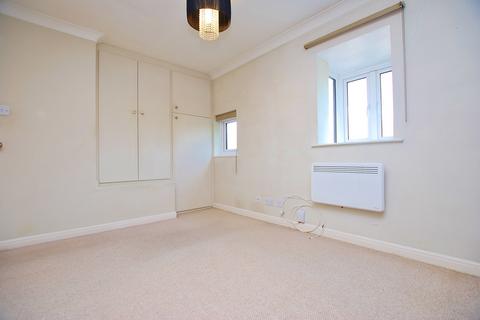 1 bedroom semi-detached house to rent, Devoil Close, Guildford, Surrey, GU4