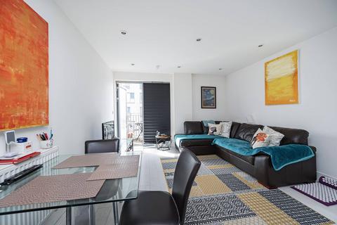 1 bedroom flat to rent, Christian Street, Aldgate, London, E1