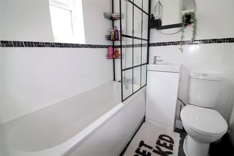21 Manor Road, Erith, DA8 2AE