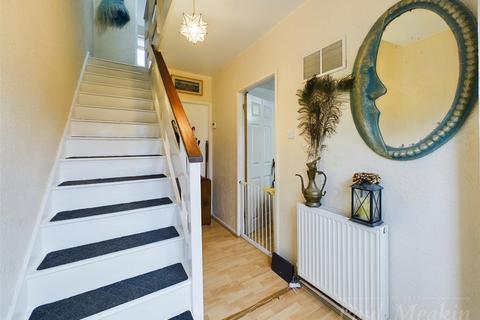 72 Elmside, New Addington, Croydon, CR0 9DU