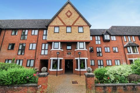 2 bedroom retirement property for sale, The Limes, Linden Road, Bedford