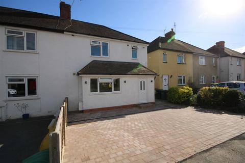 3 bedroom house to rent, Canterbury Road Guildford