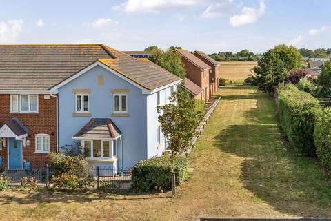 3 bedroom semi-detached house for sale, Greenway Walk, Bracklesham Bay, PO20