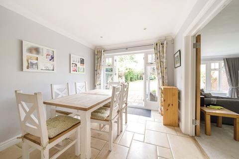 undefined, New Park Road, Cranleigh, GU6