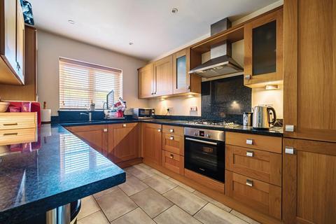 3 bedroom link detached house for sale, Caversham,  Convenient for Reading Mainline Station,  RG4