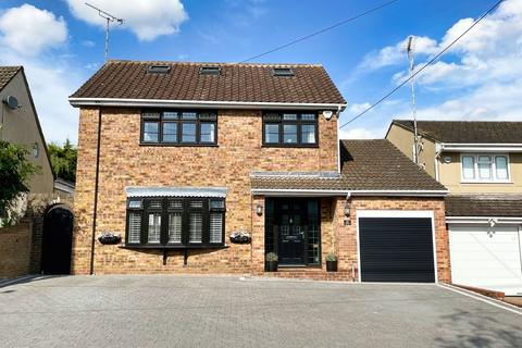 5 bedroom detached house for sale, Daws Heath Road, Rayleigh SS6