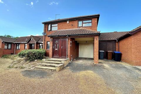 3 bedroom house for sale, Falconers Rise, East Hunsbury, Northampton NN4