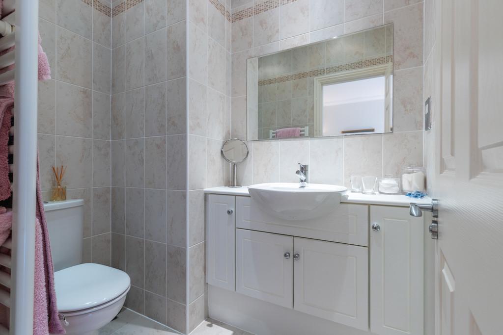 En Suite Shower Room