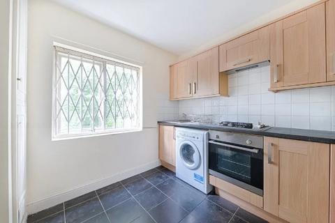 2 bedroom flat to rent, Mortimer Crescent, Kilburn, NW6