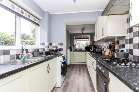 3 bedroom end of terrace house for sale, Abbey Road, Wellingborough NN8